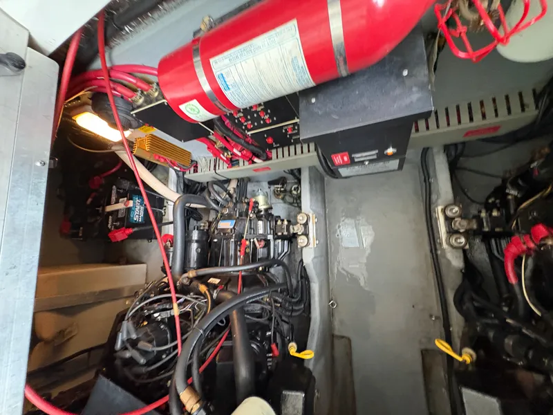 Slide: The Image of Sea Ray Sundancer 370 1995 - 50