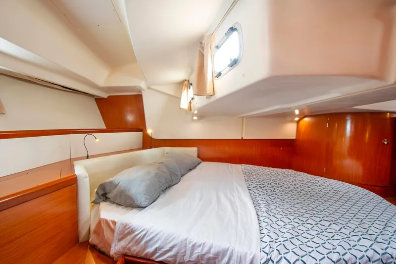 Slide: The Image of Beneteau 49 2009 - 27