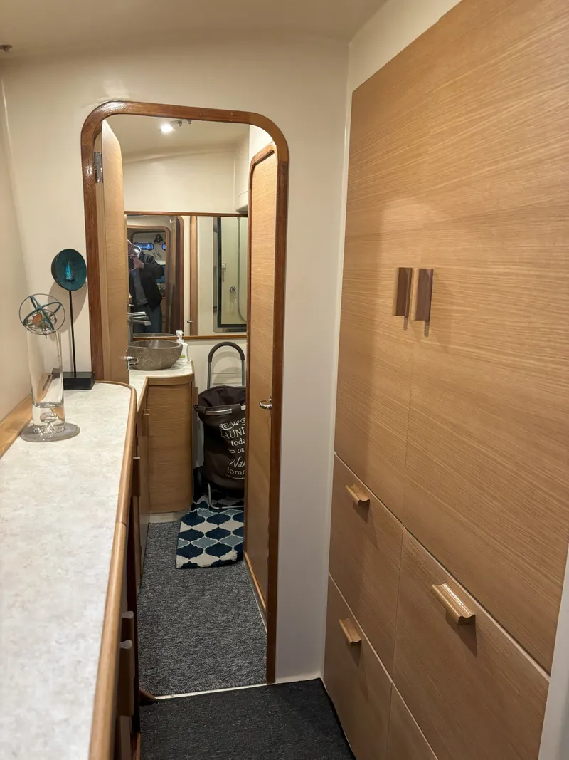 Slide: The Image of Dix Harvey dh550 2016 - 30