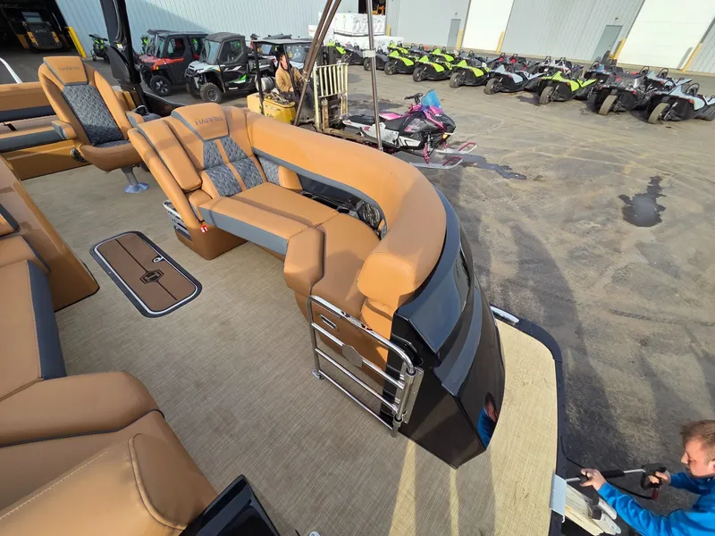 Slide: The Image of Harris GRAND MARINER 230 SLDH 2026 - 17