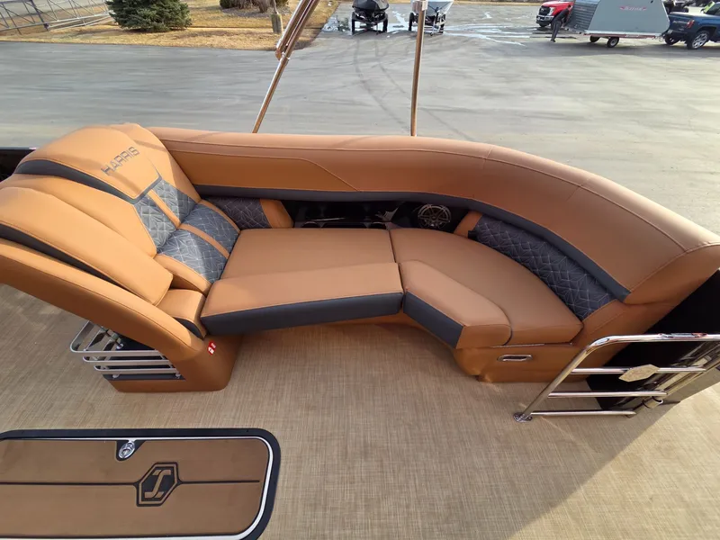 Slide: The Image of Harris GRAND MARINER 230 SLDH 2026 - 18