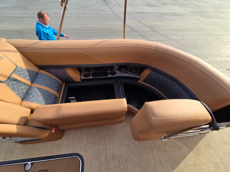 Slide: The Image of Harris GRAND MARINER 230 SLDH 2026 - 20