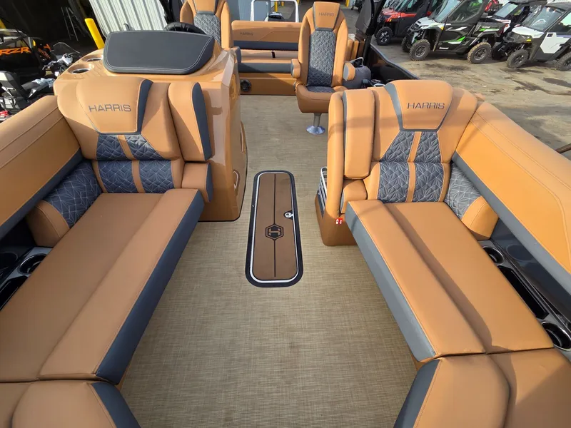 Slide: The Image of Harris GRAND MARINER 230 SLDH 2026 - 22