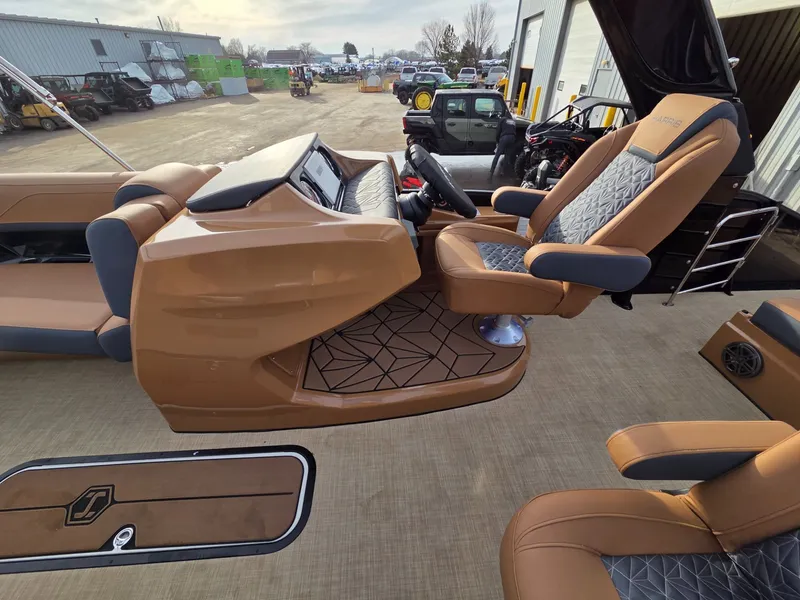 Slide: The Image of Harris GRAND MARINER 230 SLDH 2026 - 25