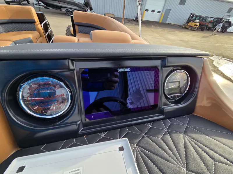 Slide: The Image of Harris GRAND MARINER 230 SLDH 2026 - 29