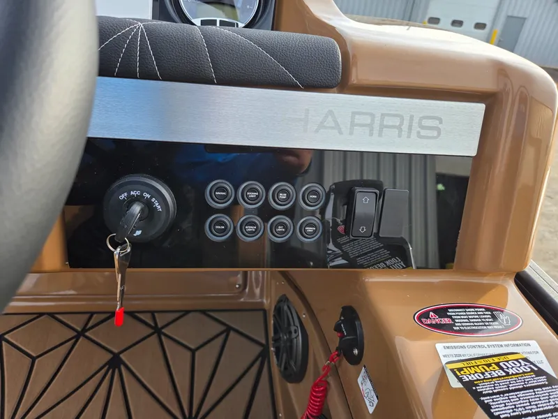 Slide: The Image of Harris GRAND MARINER 230 SLDH 2026 - 31