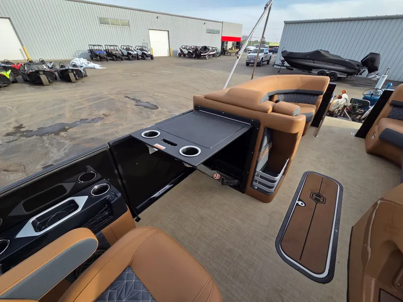 Slide: The Image of Harris GRAND MARINER 230 SLDH 2026 - 35