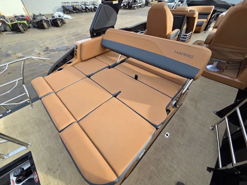 Slide: The Image of Harris GRAND MARINER 230 SLDH 2026 - 39