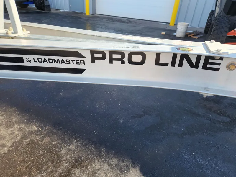 Slide: The Image of Pro-Line 2000 CENTER CONSOLE 2008 - 5