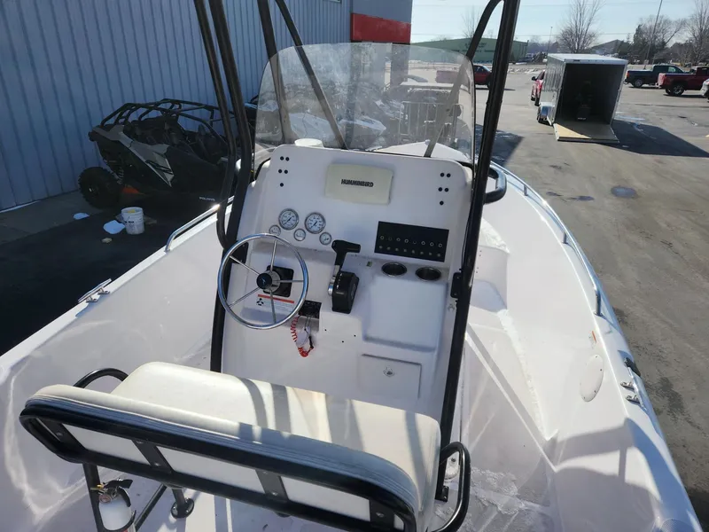 Slide: The Image of Pro-Line 2000 CENTER CONSOLE 2008 - 6