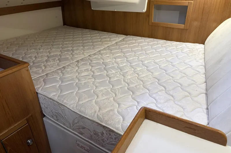 Slide: The Image of Interior cabin of 2004 Catalina 36 MkII with a comfortable mattress. - 38