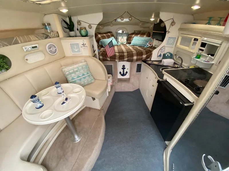 Slide: The Image of Interior of a 2000 Rinker Fiesta Vee 310 yacht. - 16