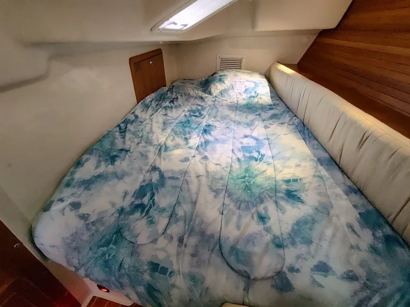 Slide: The Image of Catalina 42 MkII 2008 - 105