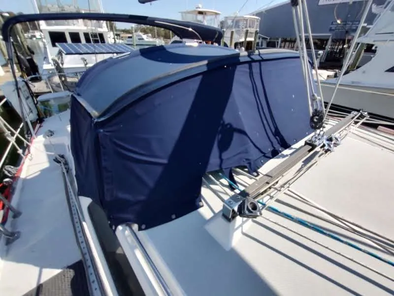 Slide: The Image of Catalina 42 MkII 2008 - 17