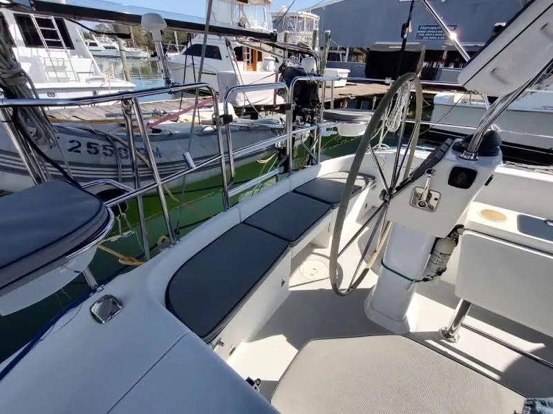 Slide: The Image of Catalina 42 MkII 2008 - 22