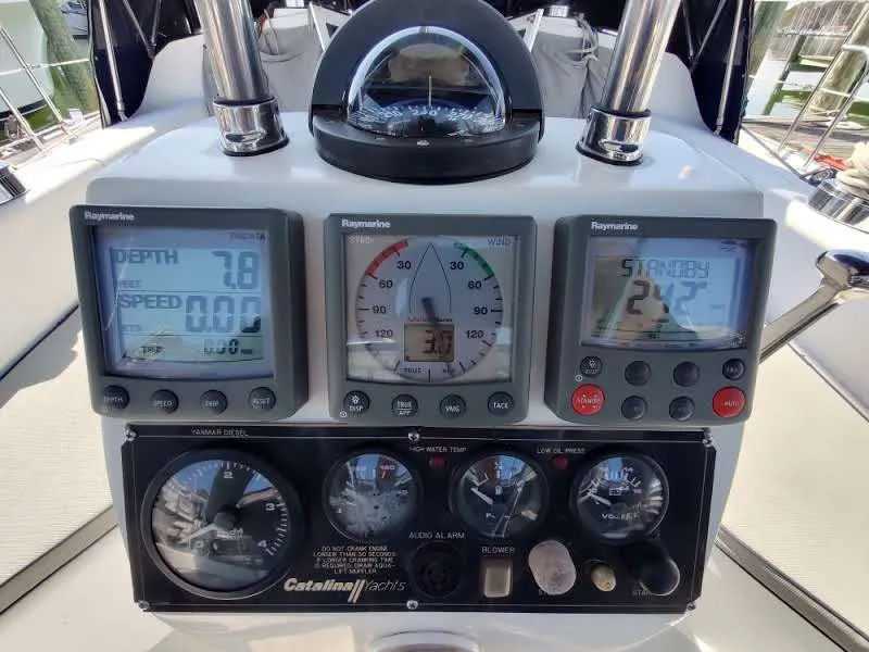 Slide: The Image of Catalina 42 MkII 2008 - 27