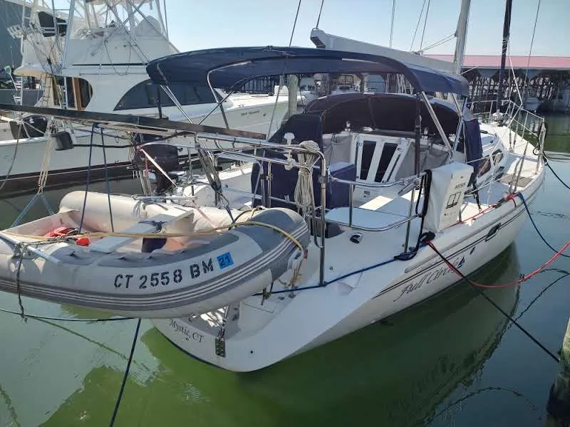 Slide: The Image of Catalina 42 MkII 2008 - 3