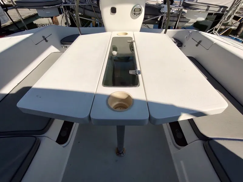 Slide: The Image of Catalina 42 MkII 2008 - 40