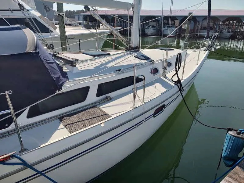 Slide: The Image of Catalina 42 MkII 2008 - 5