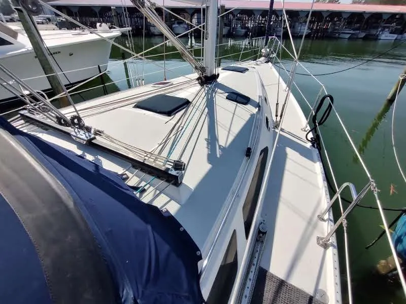 Slide: The Image of Catalina 42 MkII 2008 - 6