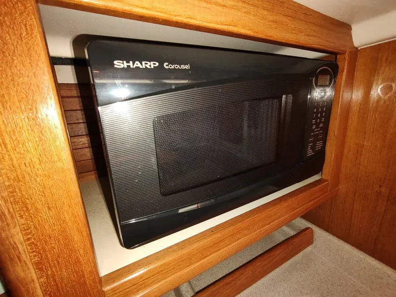 Slide: The Image of Catalina 42 MkII 2008 - 60