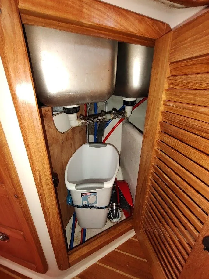 Slide: The Image of Catalina 42 MkII 2008 - 64