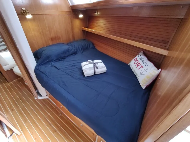 Slide: The Image of Catalina 42 MkII 2008 - 81