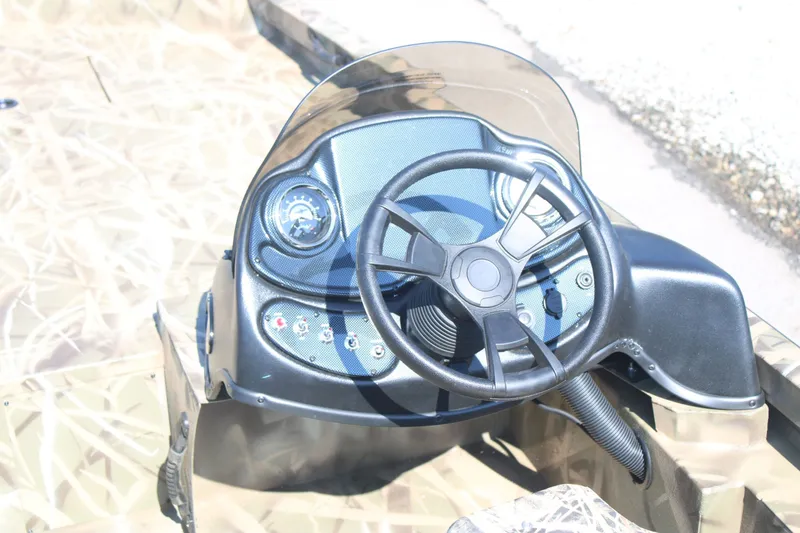 Slide: The Image of Lowe Outlet 20 2025 - 10