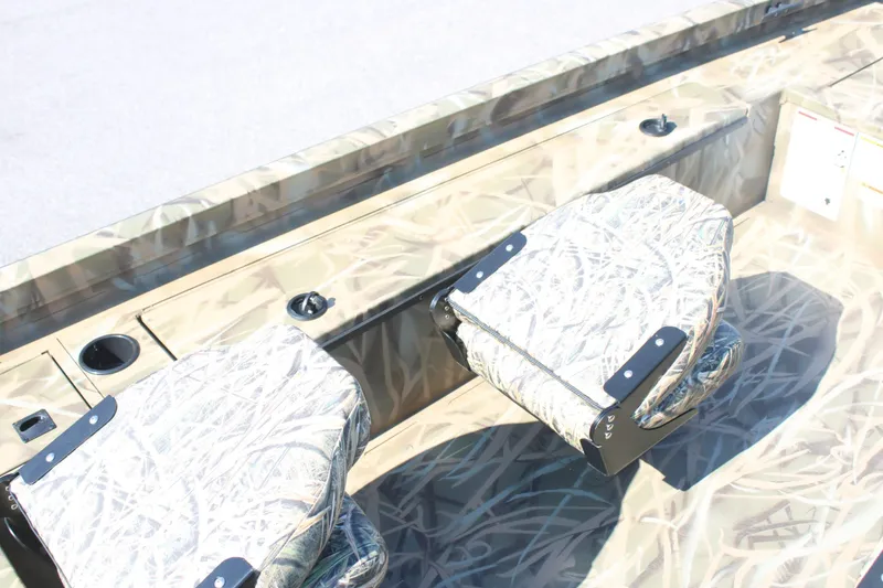 Slide: The Image of Lowe Outlet 20 2025 - 12