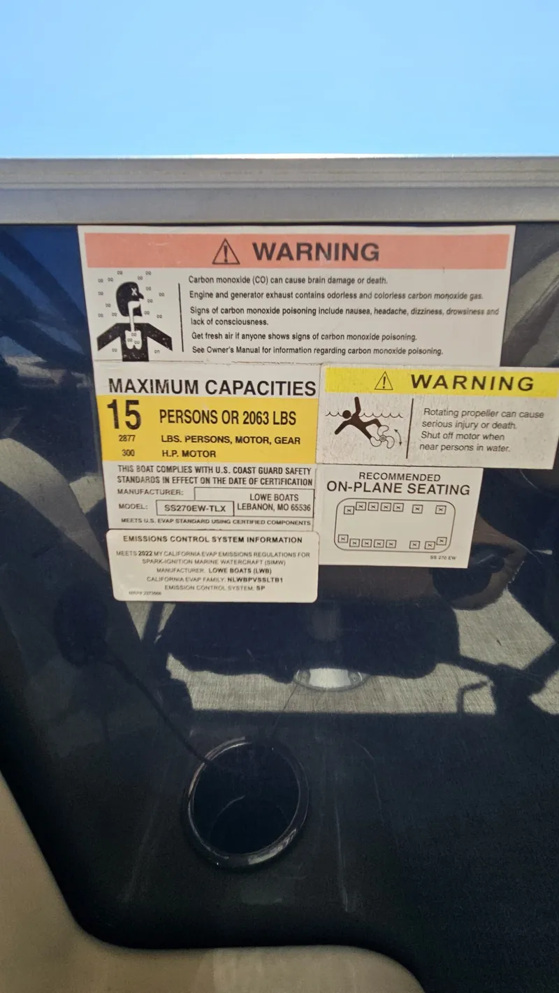 Slide: The Image of Lowe SS270 EXT Walk Thru 2022 - 12