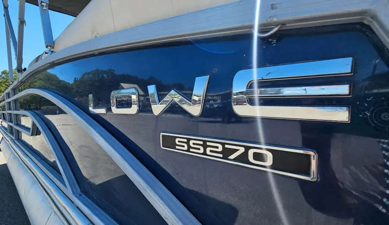 Slide: The Image of Lowe SS270 EXT Walk Thru 2022 - 16