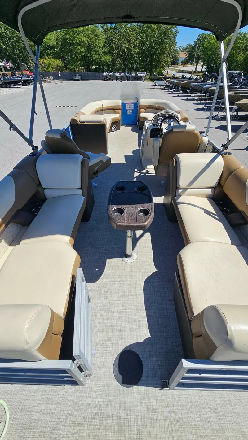 Slide: The Image of Lowe SS270 EXT Walk Thru 2022 - 24