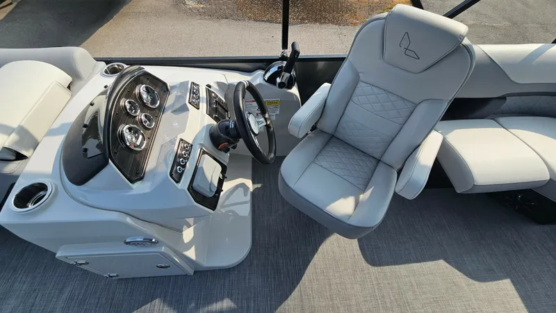 Slide: The Image of Lowe SS210 Walk-Thru 2025 - 4