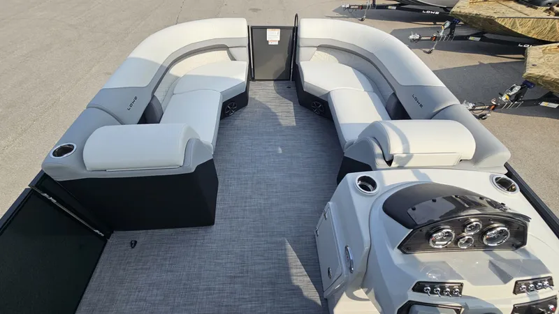 Slide: The Image of Lowe SS210 Walk-Thru 2025 - 8