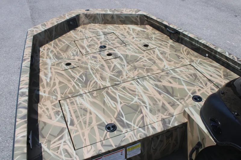 Slide: The Image of Lowe Outlet 20 boat 2025 with camouflage pattern design. - 11