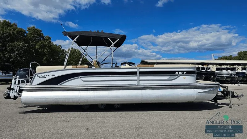 The Image of Lowe SS270 EWT 2023 - 1