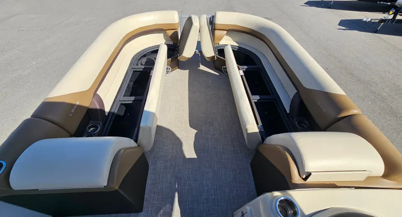 Slide: The Image of Lowe SS270 EWT 2023 - 23