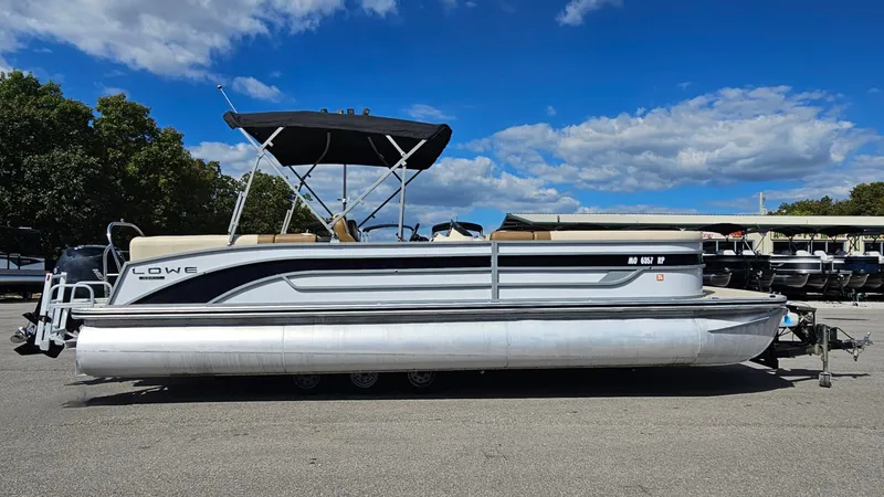 Slide: The Image of Lowe SS270 EWT 2023 - 4