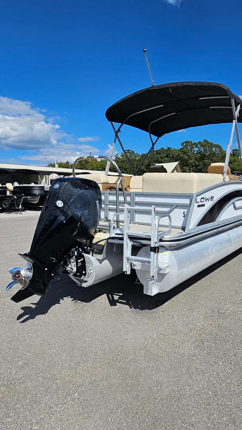 Slide: The Image of Lowe SS270 EWT 2023 - 5