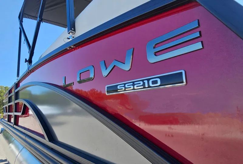 Slide: The Image of Lowe SS 210 WT 2025 - 13