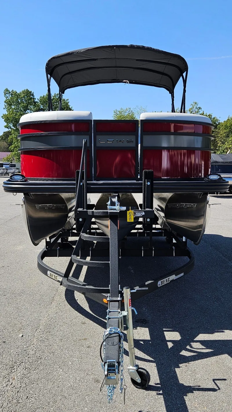 Slide: The Image of Lowe SS 210 WT 2025 - 15