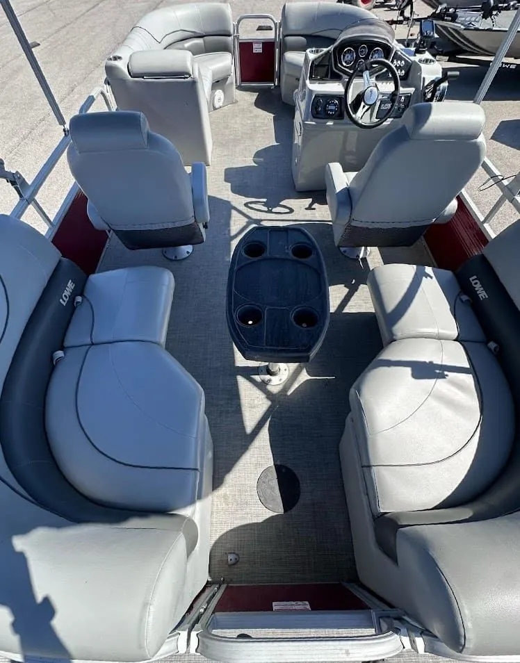 Slide: The Image of Lowe SS 210 WT 2021 - 21