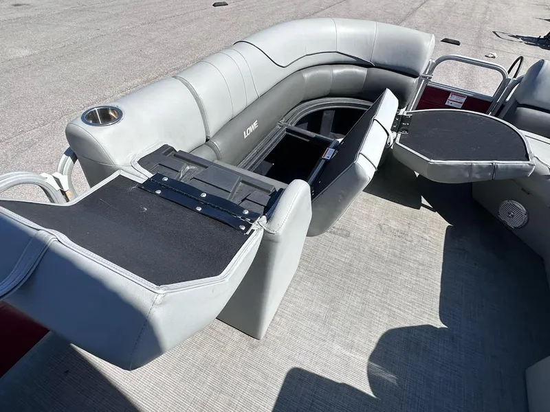 Slide: The Image of Lowe SS 210 WT 2021 - 5