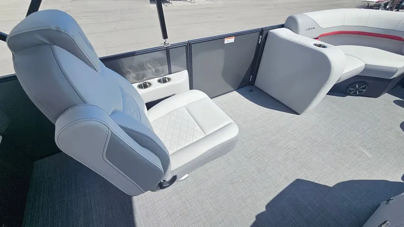 Slide: The Image of Lowe SS210 DH CL 2025 - 16