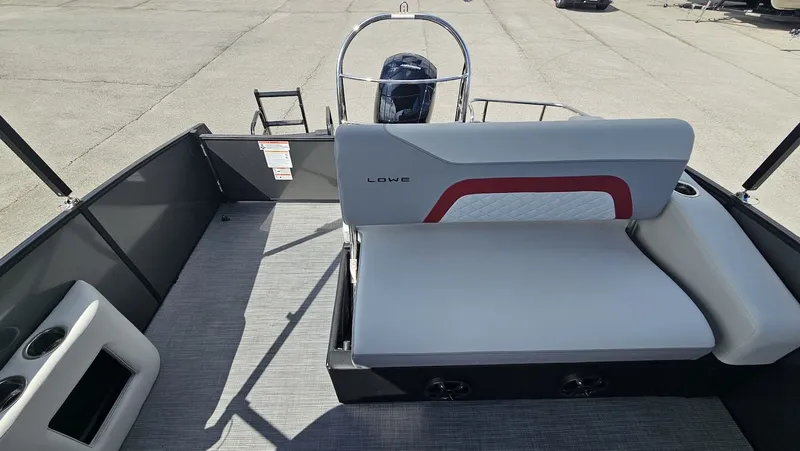 Slide: The Image of Lowe SS210 DH CL 2025 - 18