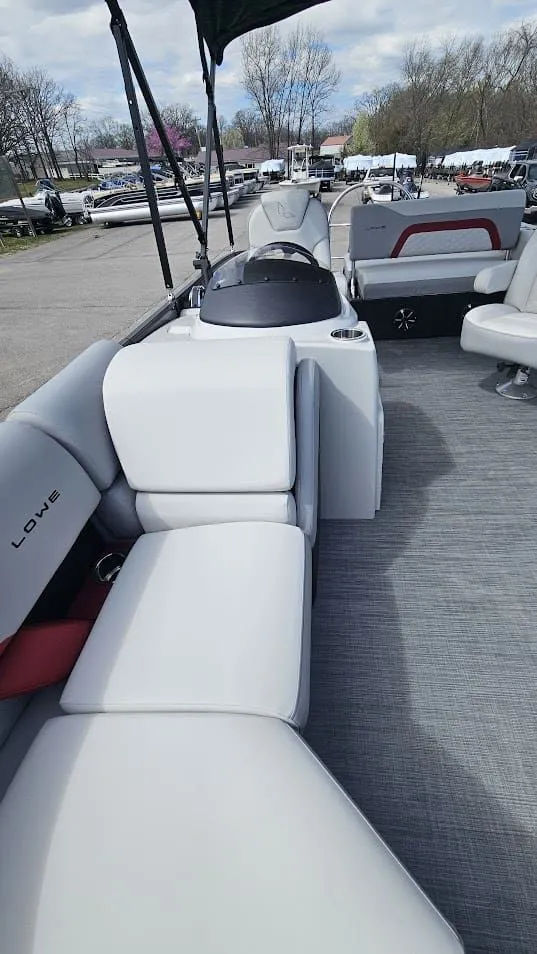 Slide: The Image of Lowe SS210 DH CL 2025 - 26