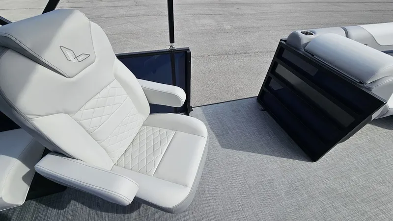 Slide: The Image of Lowe SS210 Walk-Thru 2025 - 20