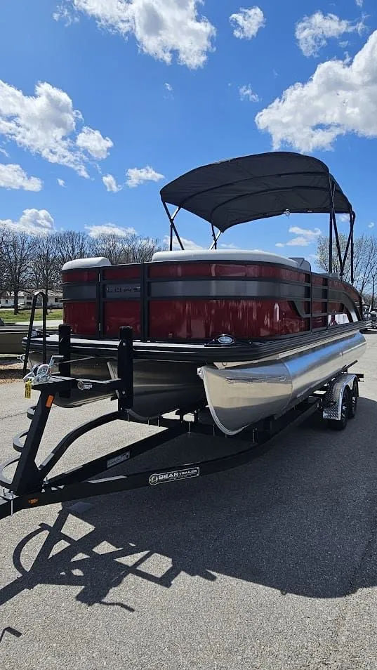 Slide: The Image of Lowe SS210 Walk-Thru 2025 - 10