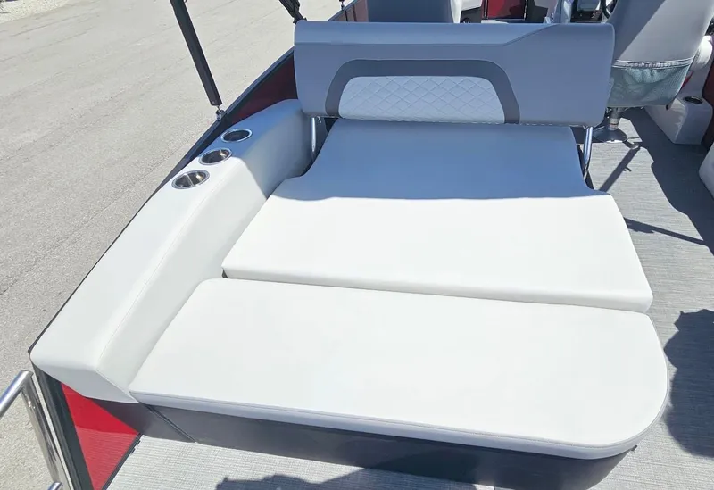 Slide: The Image of Lowe SS210 Walk-Thru 2025 - 20