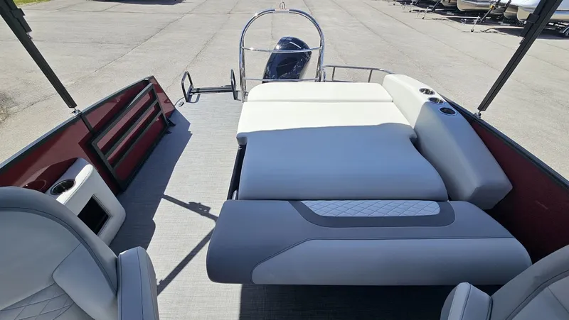 Slide: The Image of Lowe SS210 Walk-Thru 2025 - 21